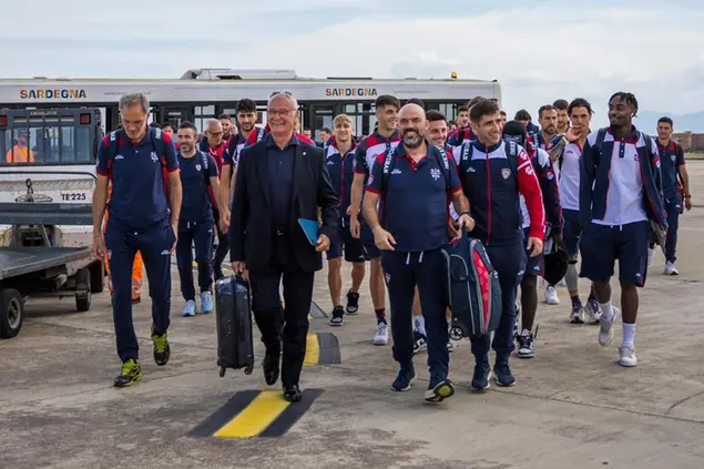 Кальяри отправляется в Парму (Cagliari Calcio)