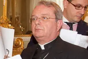 L'arcivescovo di Cagliari Arrigo Miglio