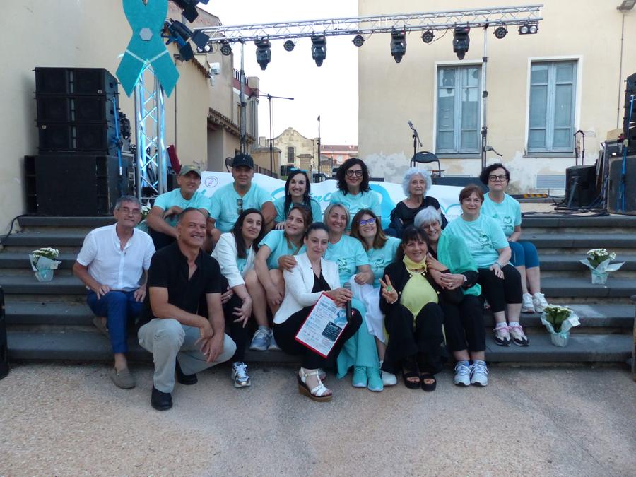 San Gavino, oltre 300 partecipanti alla camminata contro il 