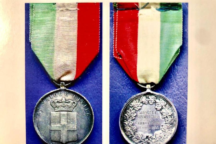Samassi, torna a “casa” l’antica medaglia del carabiniere-eroe dell’alluvione 1898