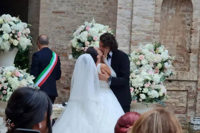 ianmarco 'Gimbo' Tamberi ha detto sì alla fidanzata Chiara Bontempi in una breve cerimonia che si è tenuta nel complesso rinascimentale di Villa Imperiale a Pesaro, 1 settembre 2022. ANSA