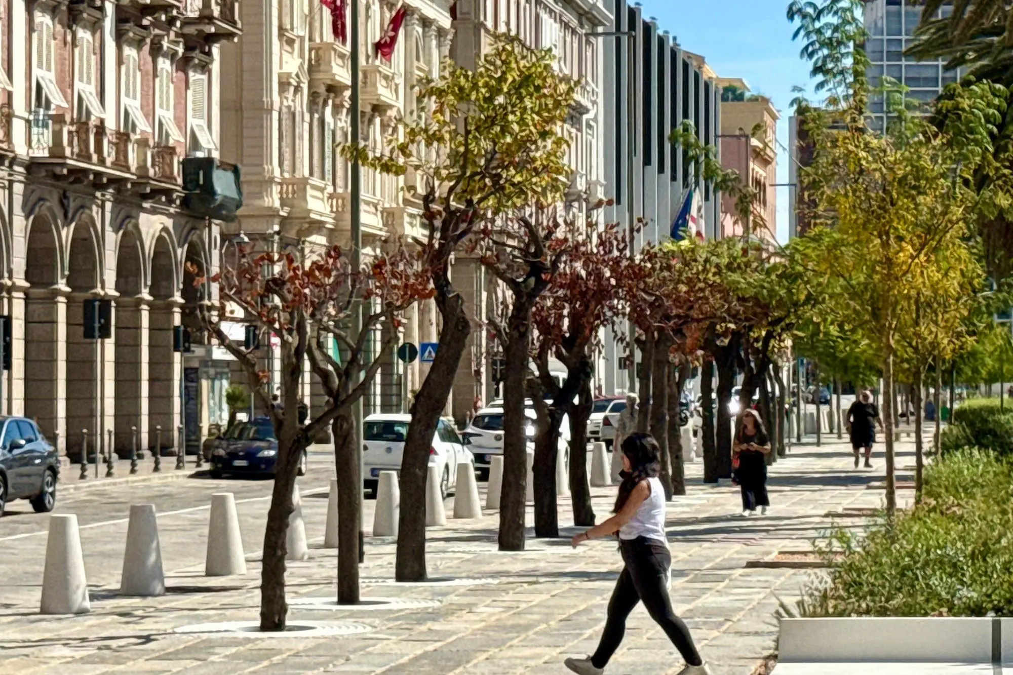 Via Roma ora