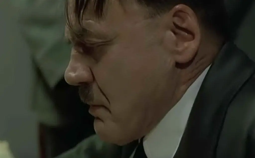 Il film è &quot;La caduta - gli ultimi giorni di Adolf Hitler&quot;