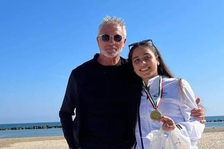 A sinistra il tecnico Arturo Zullo a destra la marciatrice Valentina Pedditzi (foto concessa da Arturo Zullo)