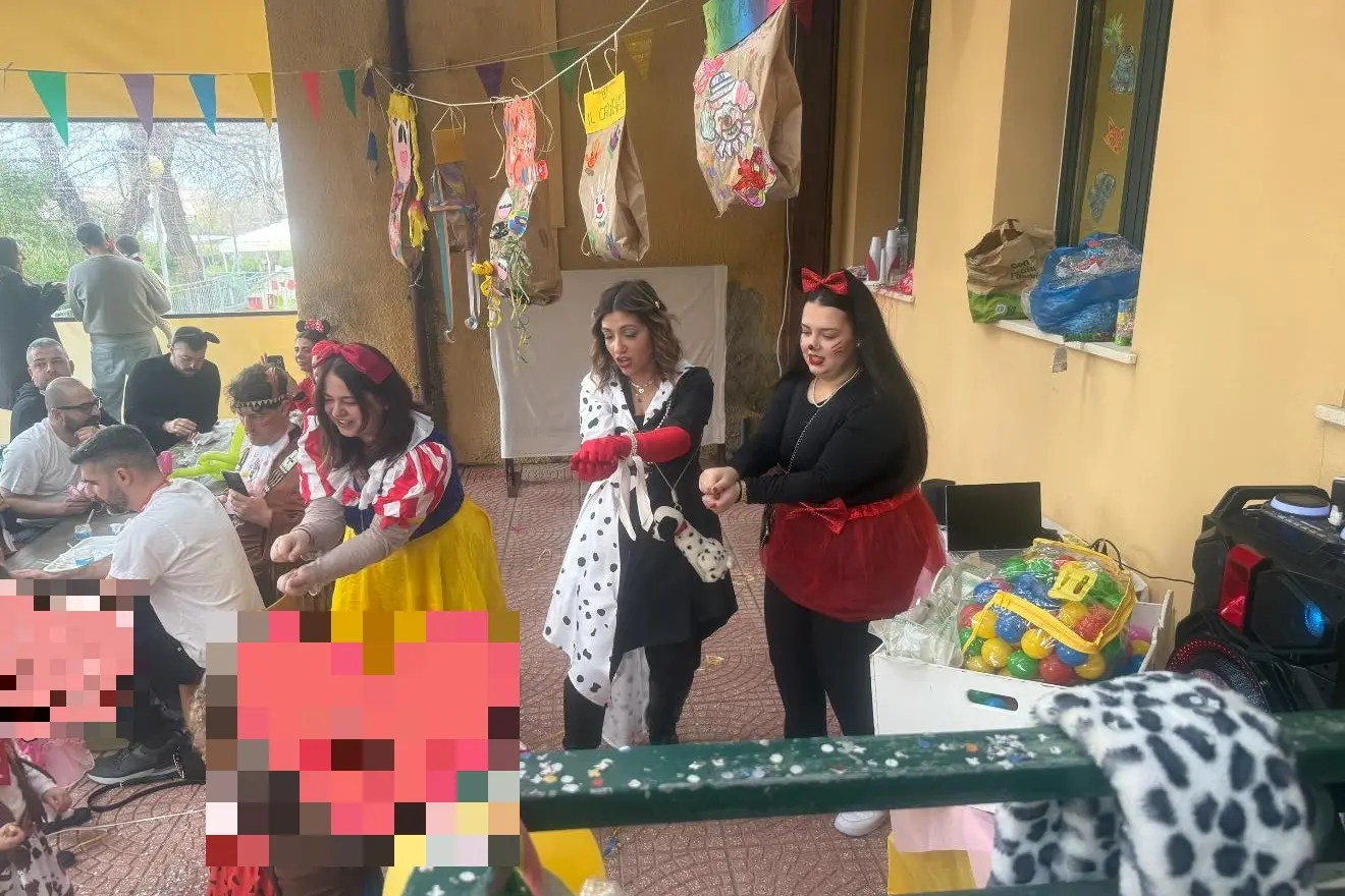 Maracalagonis, i festeggiamenti a scuola (foto Serreli)