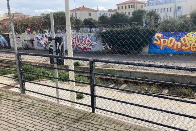 La linea ferroviaria vicino alla Stazione marittima (foto Pala)