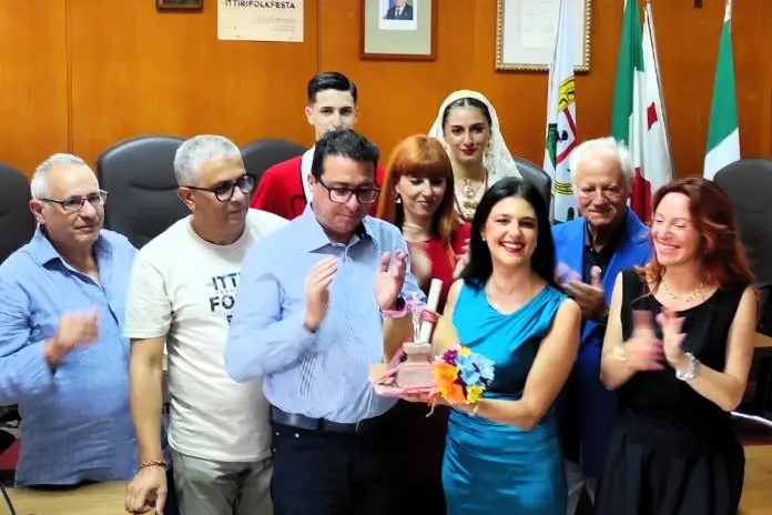 La consegna del Premio a Maria Giovanna Cherchi (foto concessa)