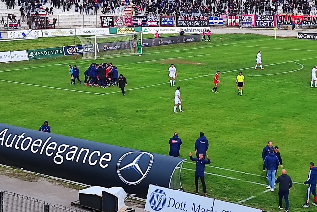 La gioia della Torres dopo il gol (foto G. Marras)