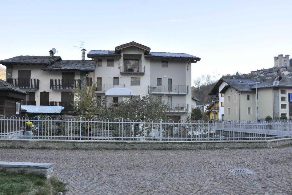 Uccide i figli e si suicidaTragedia ad Aosta VIDEO