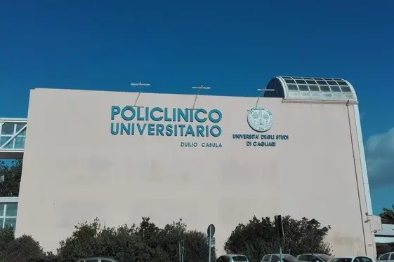 Il Policlinico di Monserrato (Ansa)