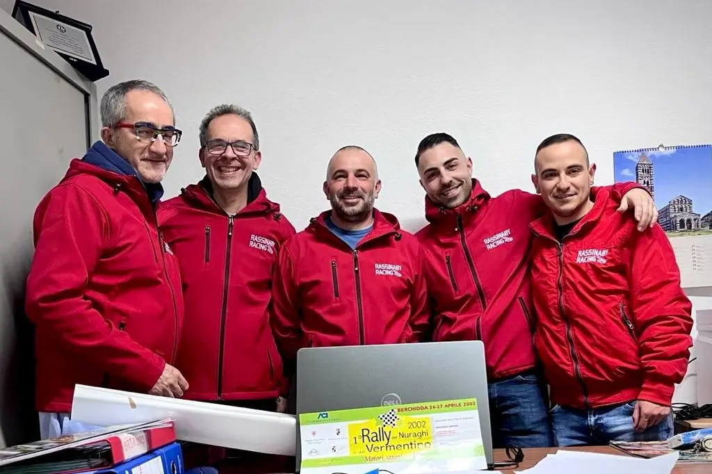 Il nuovo Direttivo della Rassinaby Racing (Foto Antonio Burruni)