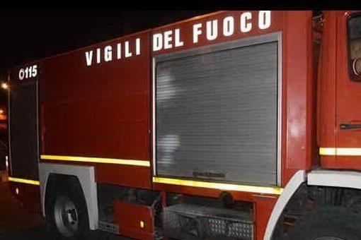 Incendio in un'abitazione a Cosenza: morto un uomo