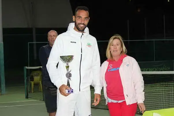 Antonio Zucca premiato a Porto Torres