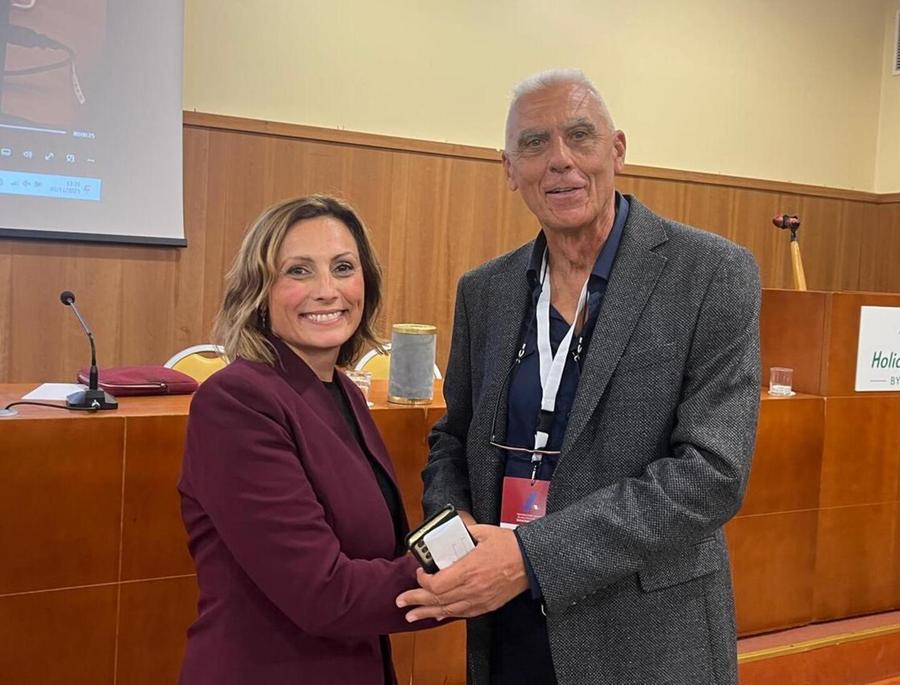 Caddeo riscrive la storia