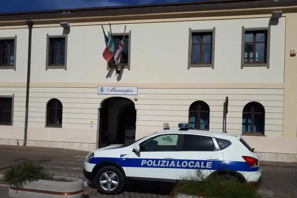 Il Municipio di Sarroch (L'Unione Sarda - Murgana)