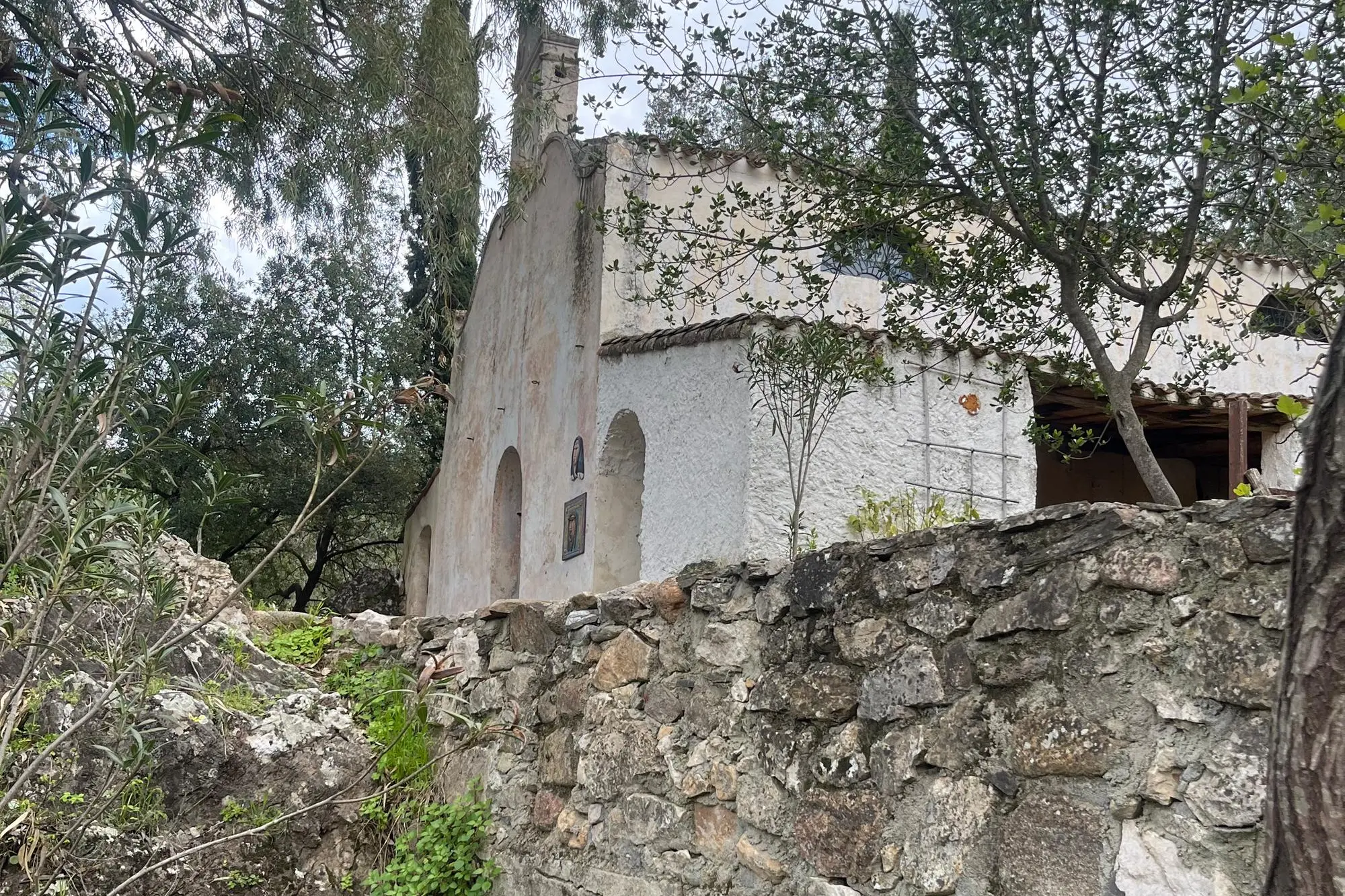 Oliena. Chiesetta Su Gologone