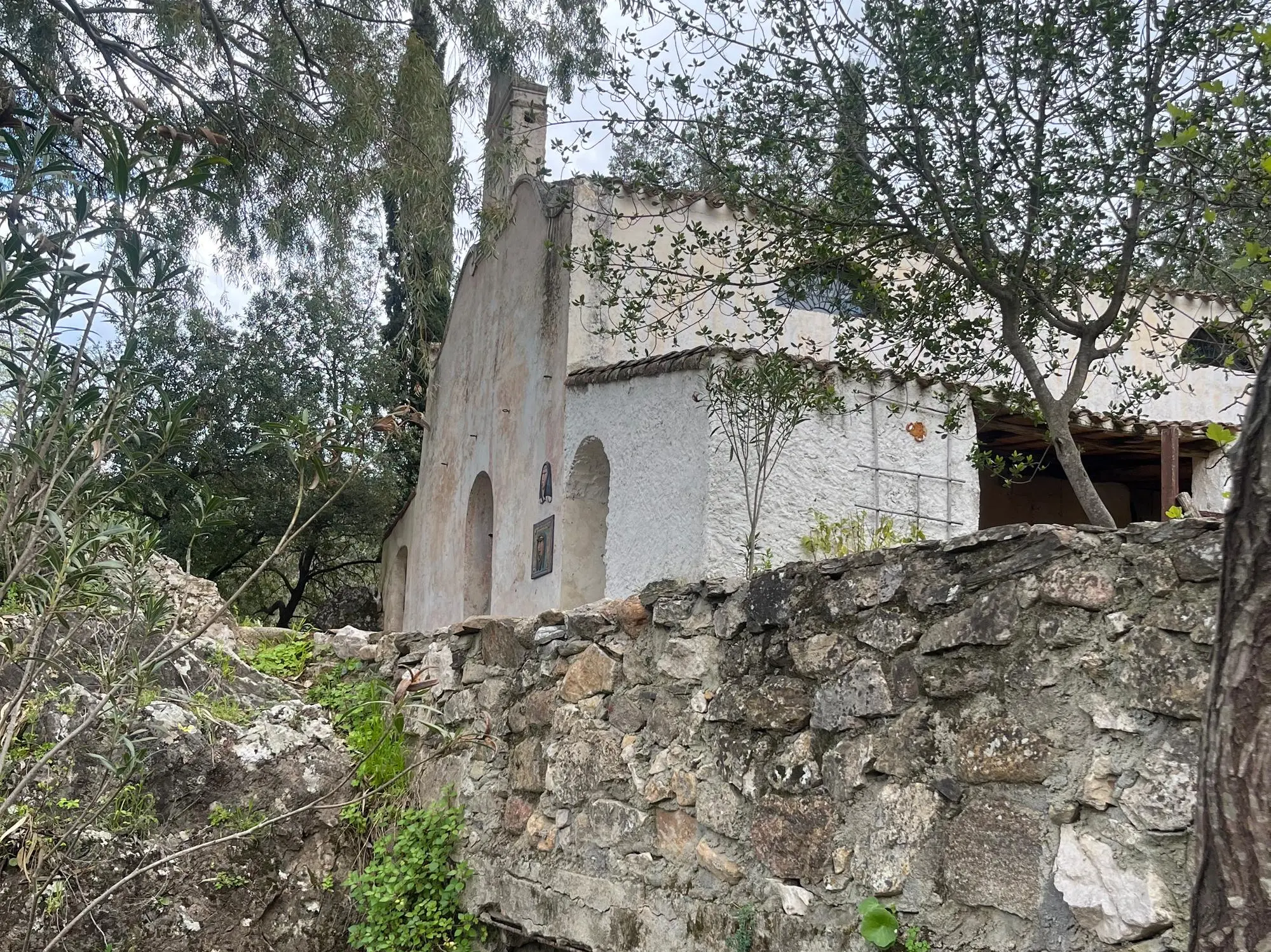Oliena. Chiesetta Su Gologone