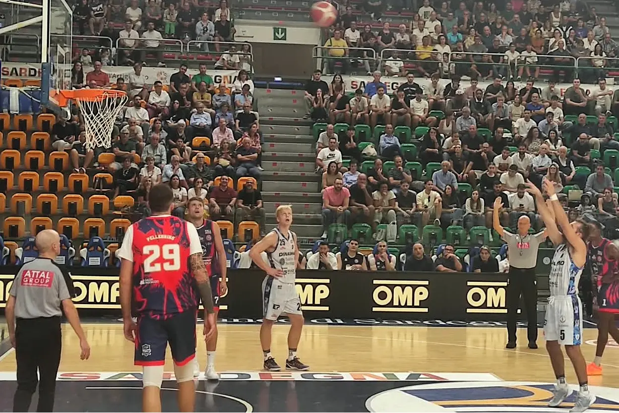 Grande in lunetta, con 20 punti di media è il top scorer Dinamo (foto G. Marras)