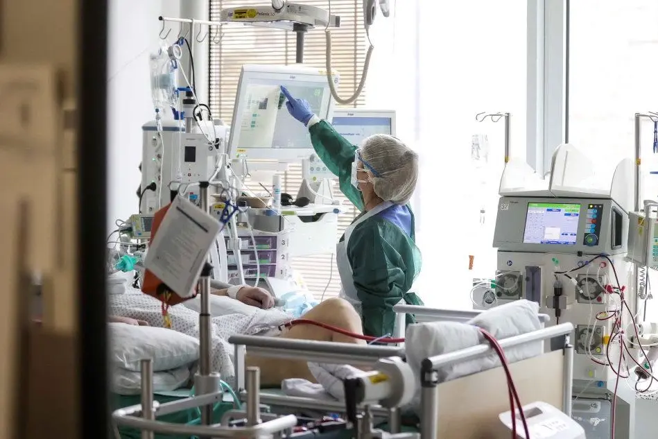 Un reparto di ospedale (foto Ansa)