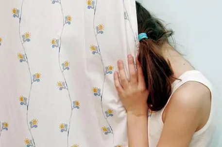 Violenza sulle nipotine a Crotone (foto simbolo Ansa - Venezia)