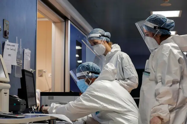 Personale sanitario (Ansa)