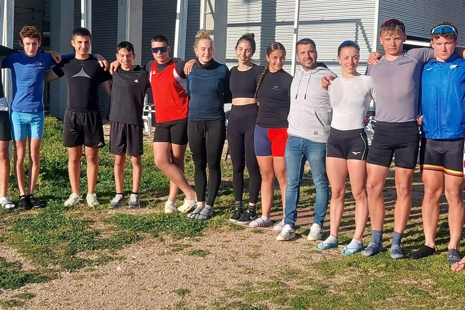 Gli atleti di Cremona (foto del Circolo nautico)