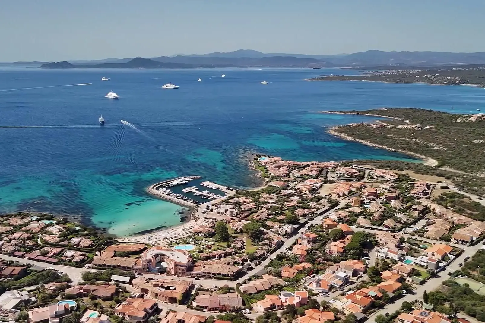 Una veduta di Porto Cervo (foto archivio L'Unione Sarda)
