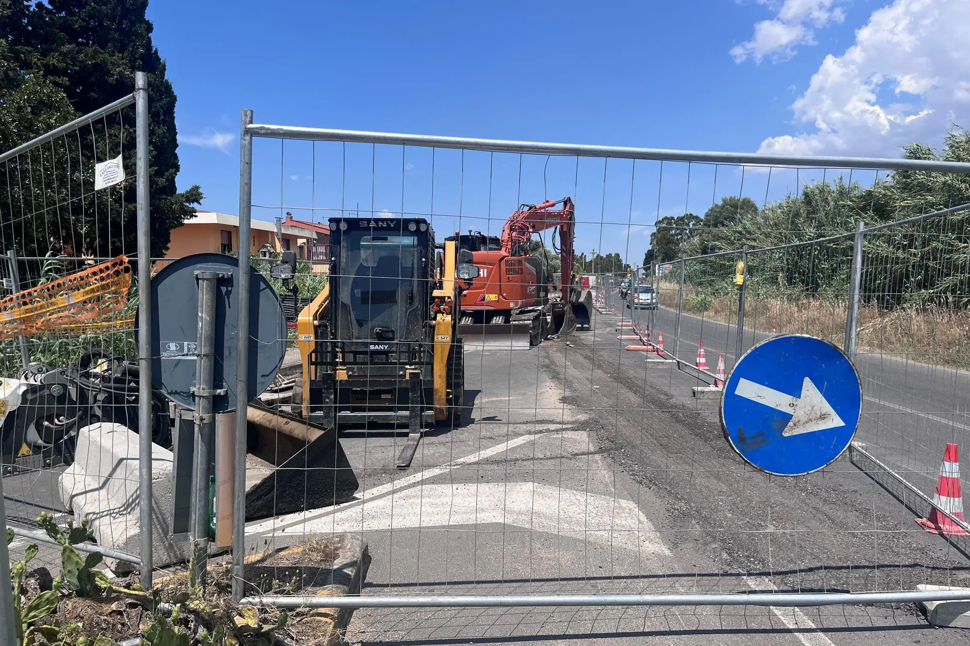 Lavori per il Tyrrhenian link: un cantiere sulla strada SP 17