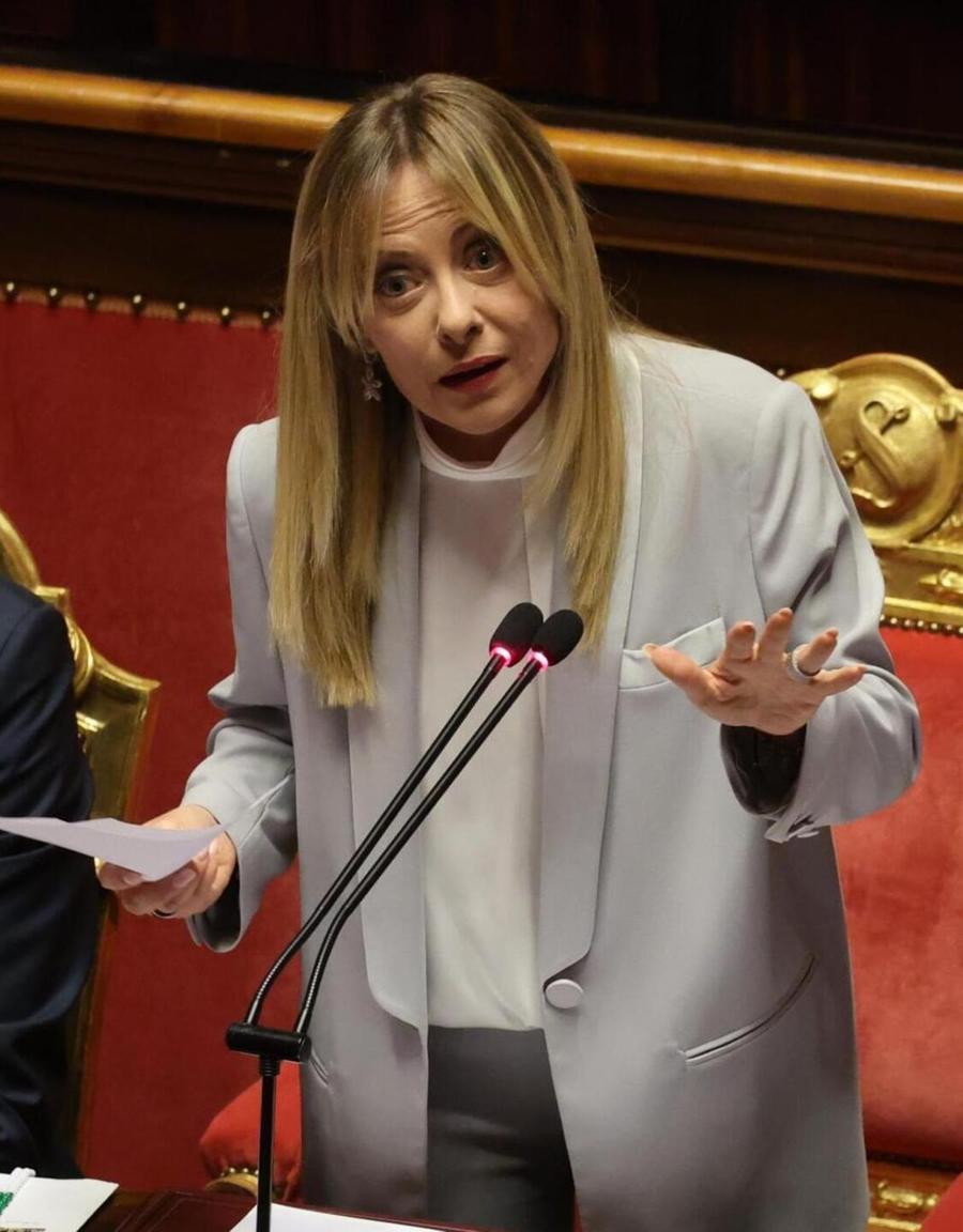 Meloni: «Sì al dialogo con l’opposizione» Ma il question time finisce tra le accuse