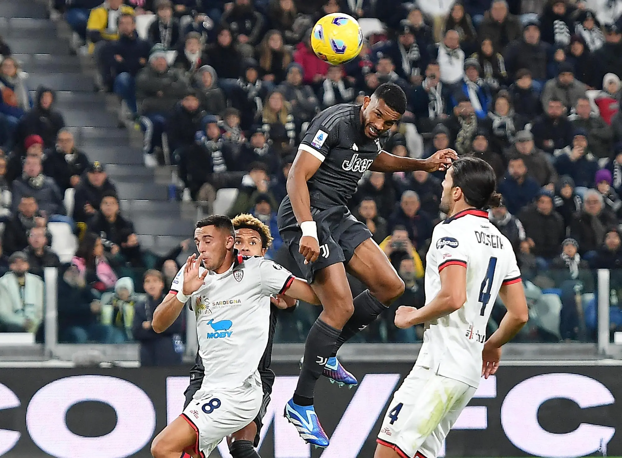 Juventus-Cagliari Risultato Finale: 2-1