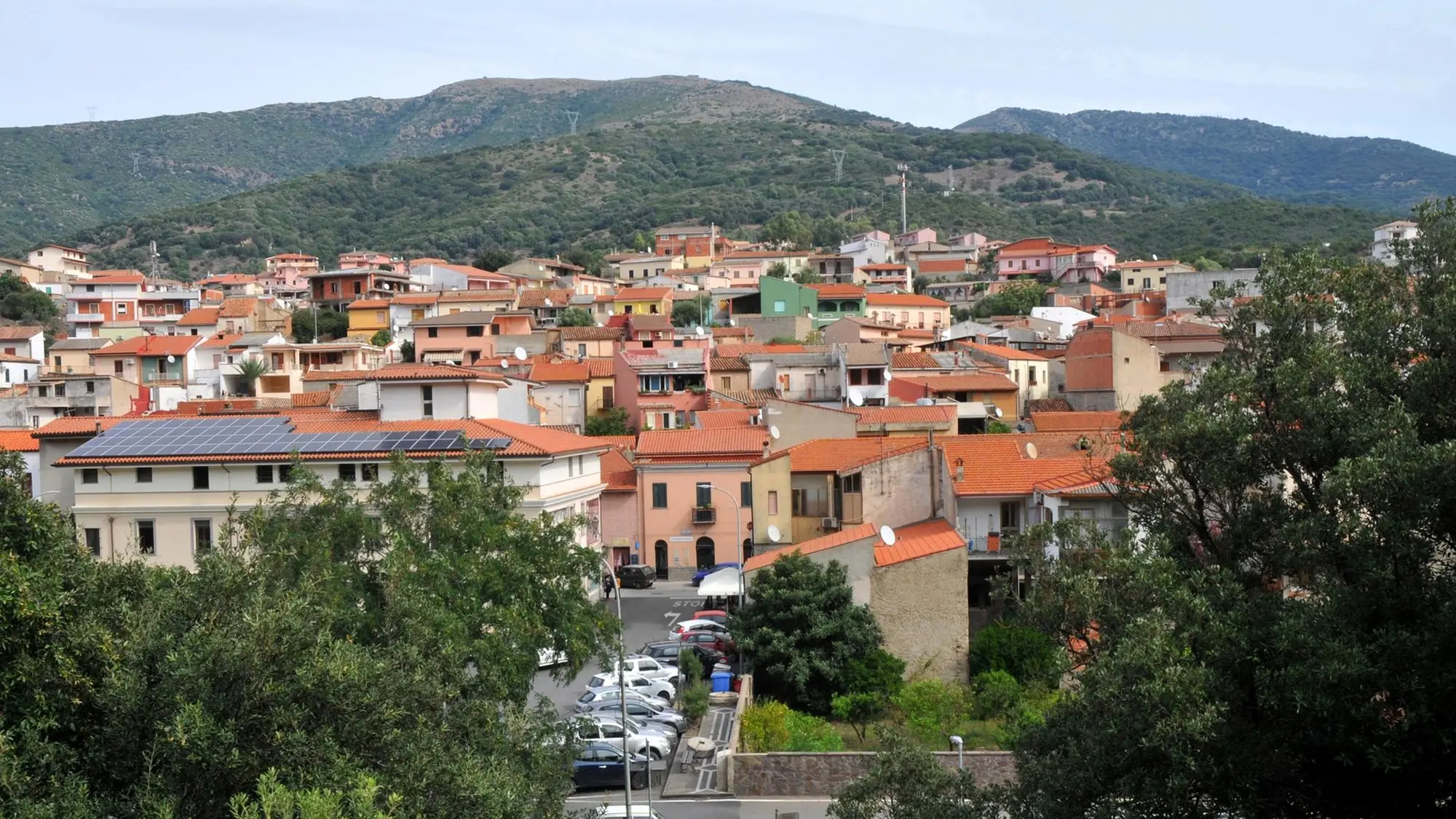 https://immagini.unionesarda.it/version/c:NmVmNmI3ZjYtYjIxYi00:ZTQ2MzEzMjEtNGRhYi00/image.webp?f=16:9