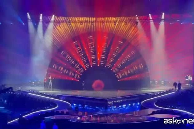 Eurovision, finale da &quot;Brividi&quot;: ecco palco e green room