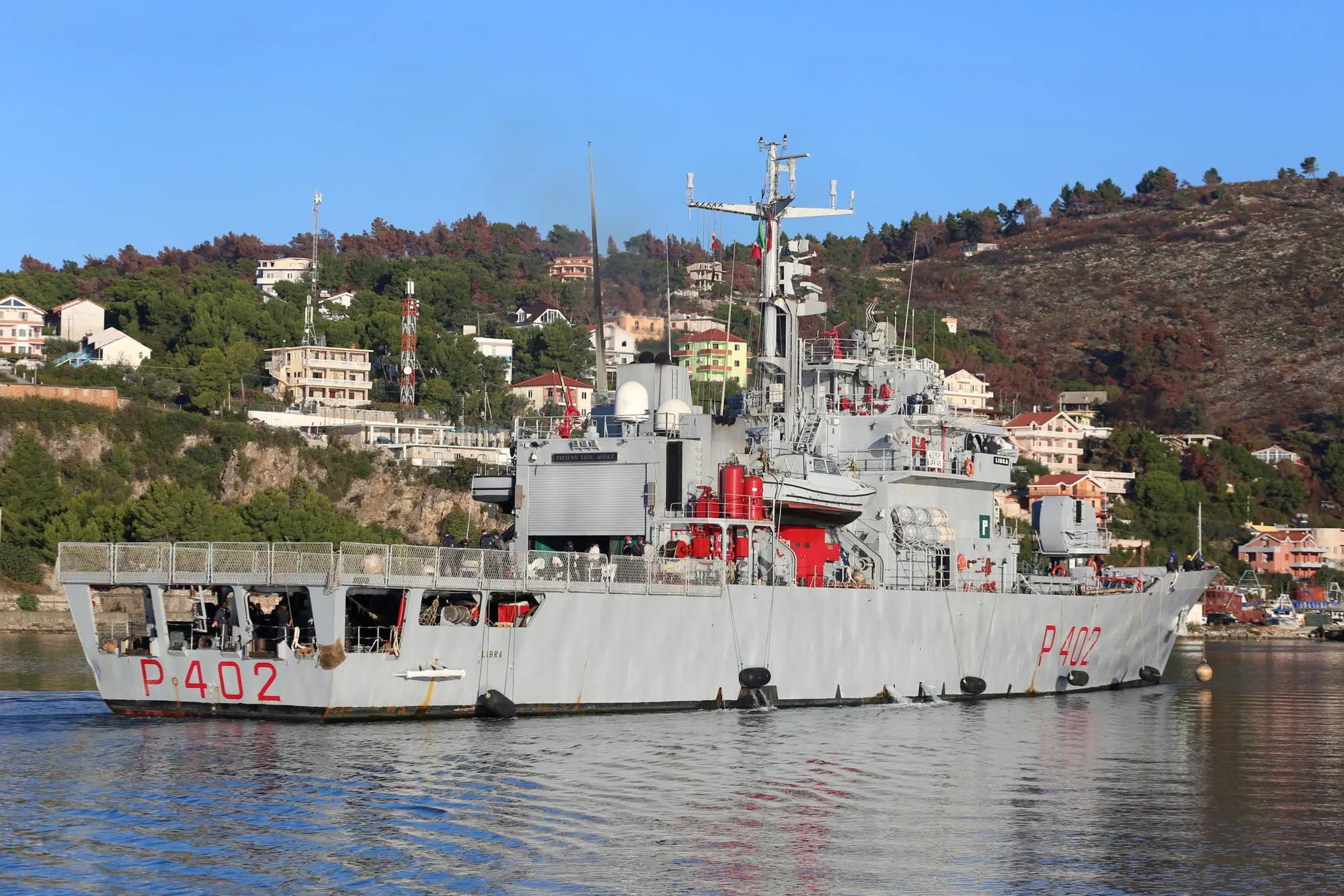 La nave Libra in Albania (Ansa)