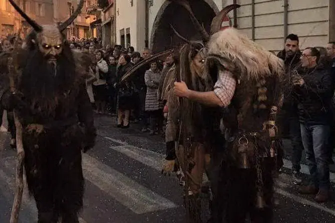 La sfilata di maschere a Macomer