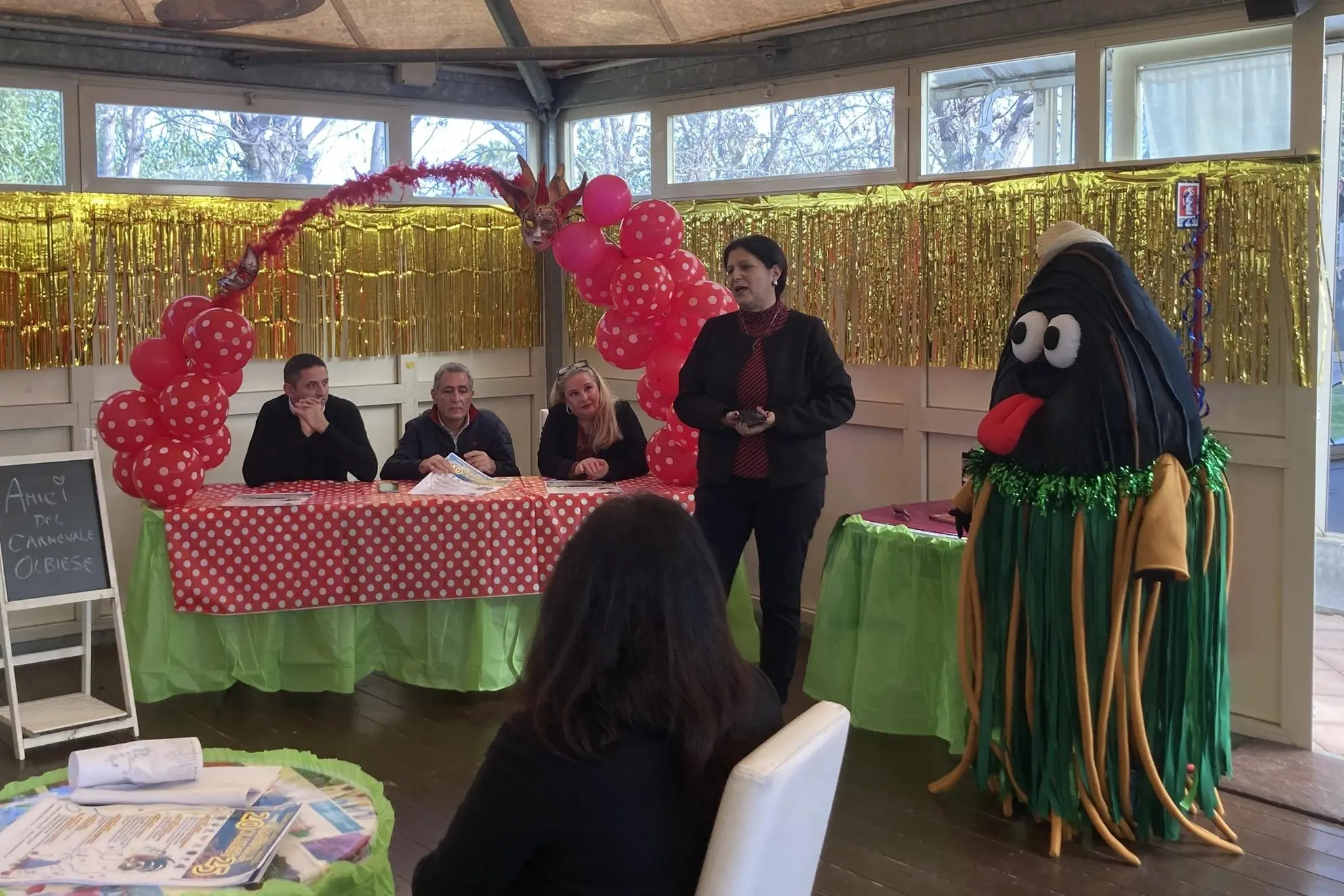 La presentazione dell'evento e la nuova mascotte (foto Montaldo)