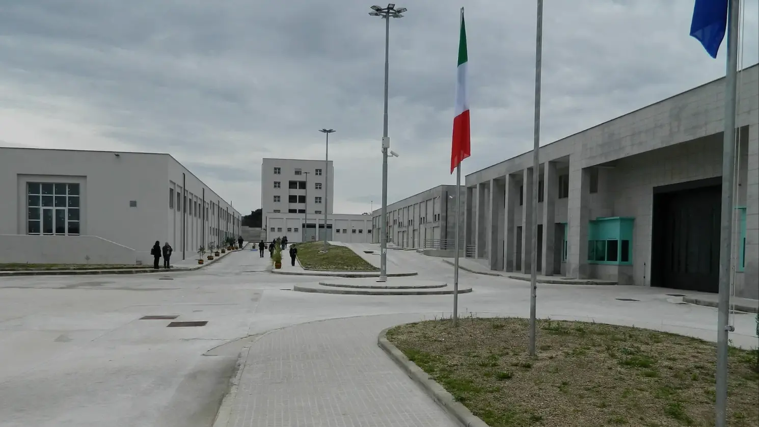 https://immagini.unionesarda.it/version/c:NmZkZjZhNzQtMGQzYS00:NGQ5OGQ3NzEtMWVhOS00/image.webp?f=16:9