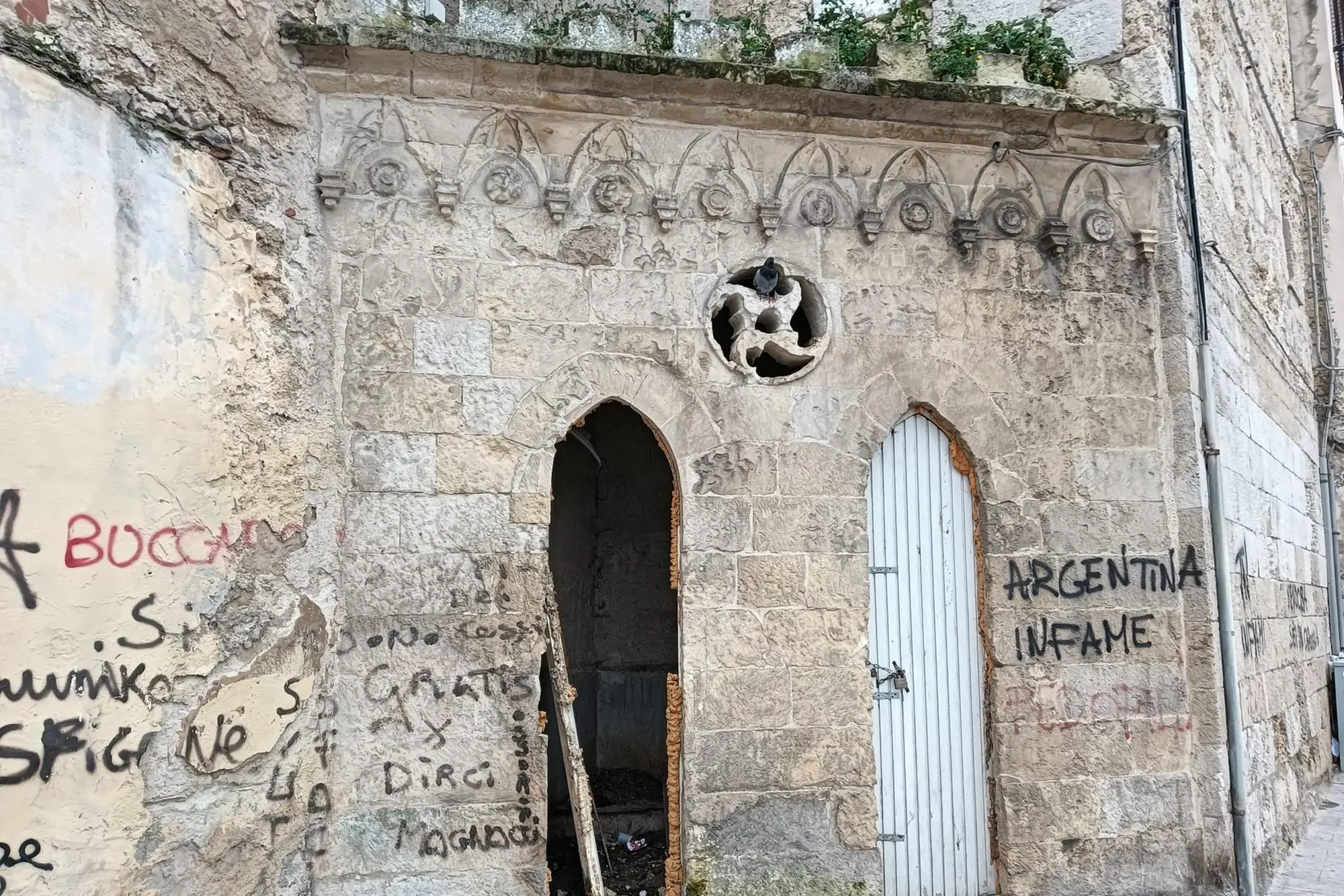 Le porte della Torre di Sant'Andrea