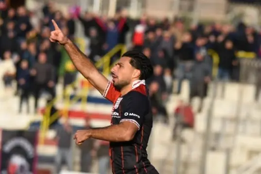 L'attaccante Antonino Musso (foto Torres-A. Sanna)
