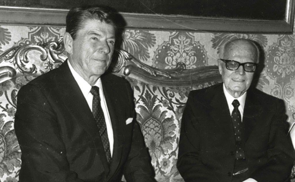 Sandro Pertini con Ronald Reagan nel 1992