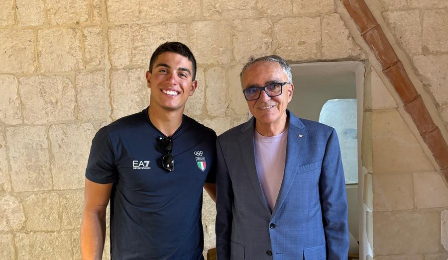 Kite foil, Milia premia il campione del mondo