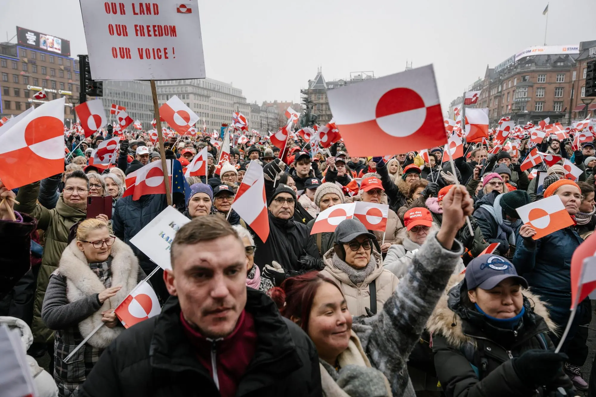 “Make America Go Away”: proteste anti-Trump in Groenlandia e a Copenhagen La manifestazione a Copenhagen (Ansa-Epa)