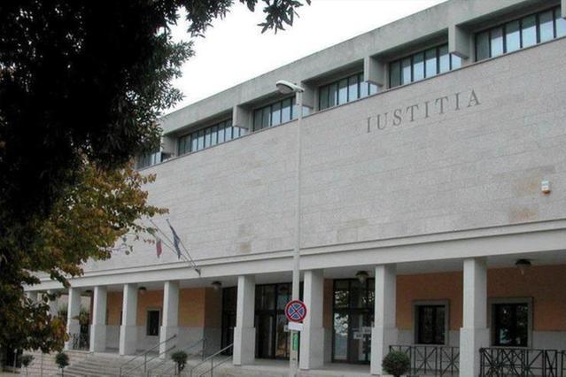 Violenza sessuale, archiviazione per il giudice di Tempio Pausania: “Accuse infondate”