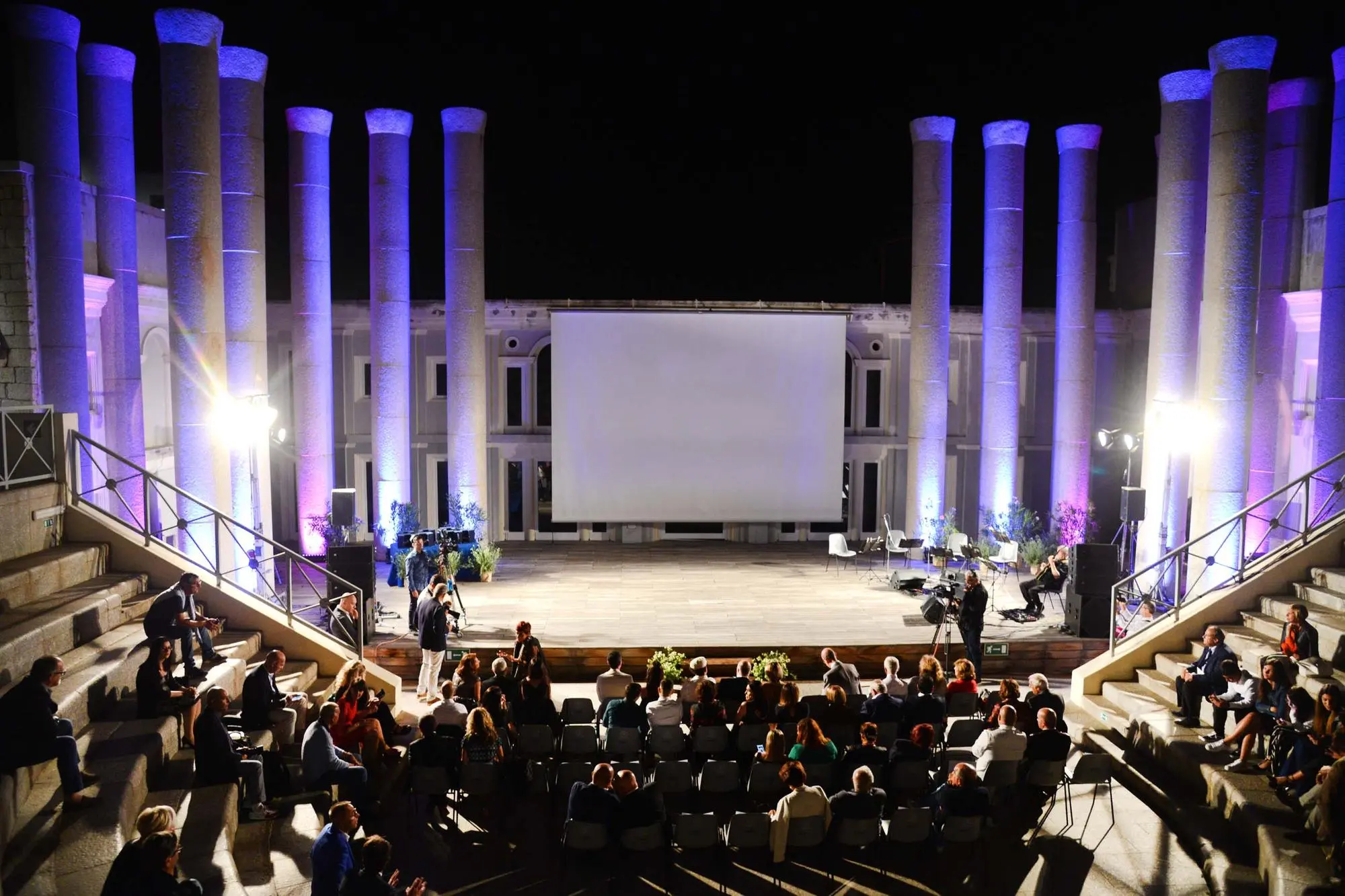 L'anfiteatro di Mario Ceroli. Foto Antonio Satta.