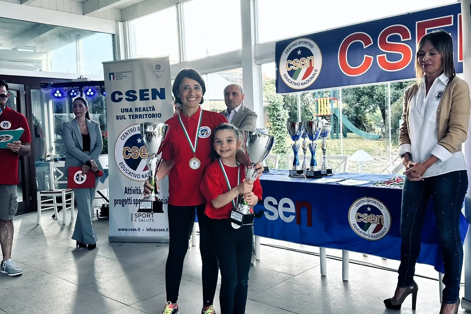 Arianna Tosini ed Elisa Farris, coppia vincente nella categoria mamma e figlia (foto concessa)