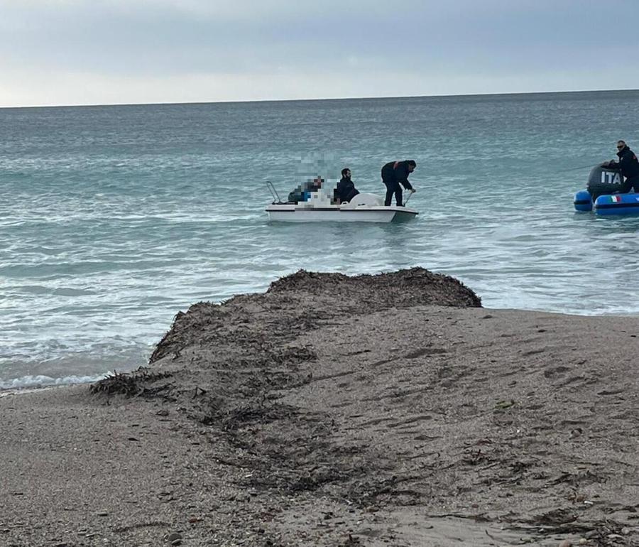 «Stava annegando, così l’abbiamo salvato»