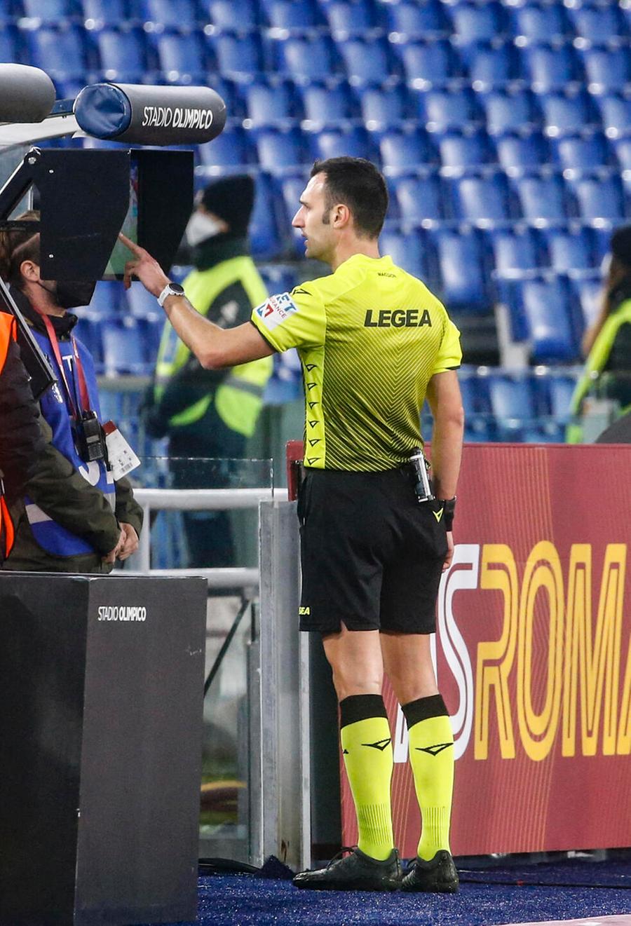 Arbitri, l’inchiesta si allarga. L’Inter è fuori