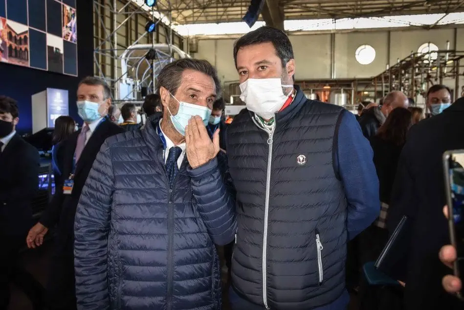 Attilio Fontana e Matteo Salvini (foto Ansa)