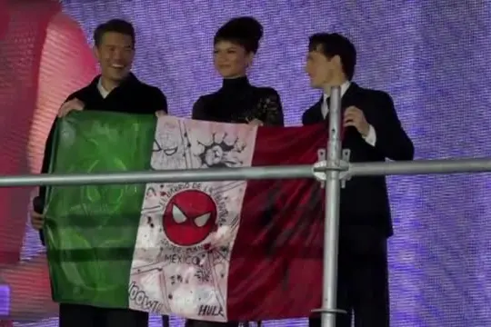 Tom Holland e Zendaya mandano in delirio i fan a Città del Messico