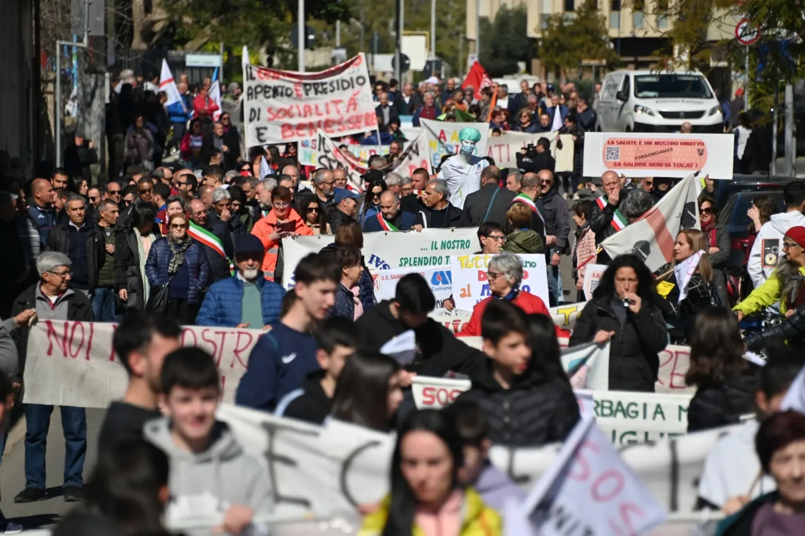 Una manifestazione per la sanità pubblica in Sardegna (foto archivio)