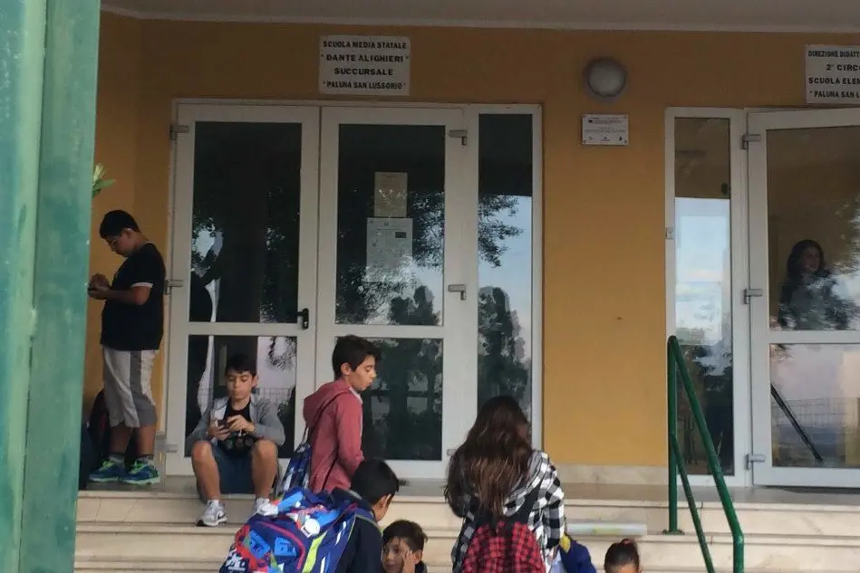 L'ingresso di una scuola